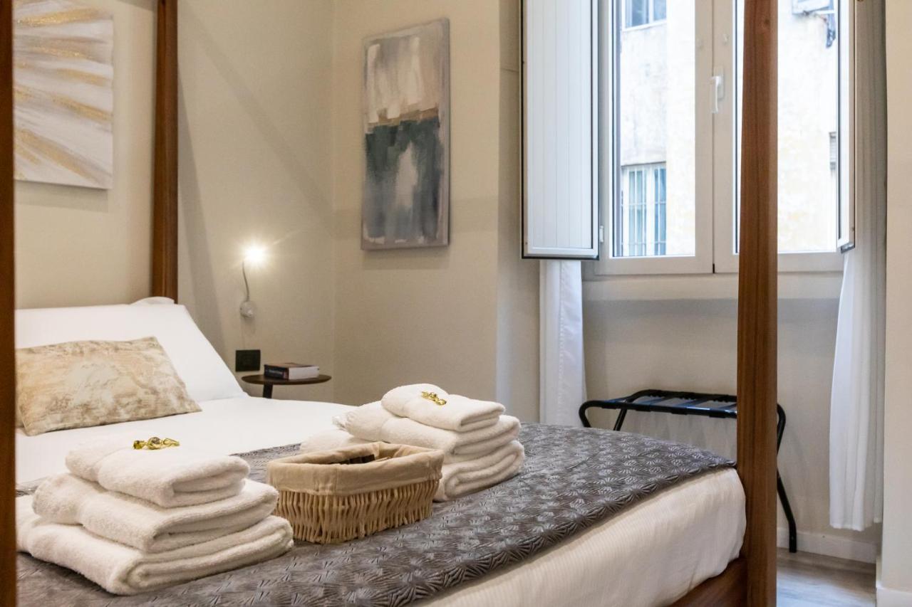 Suites 44 - Guesthouse Рим Екстер'єр фото