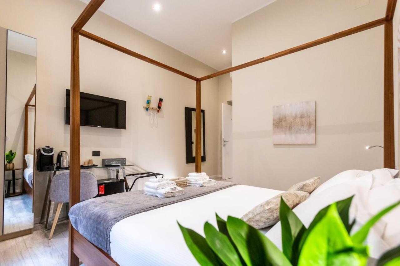 Suites 44 - Guesthouse Рим Екстер'єр фото