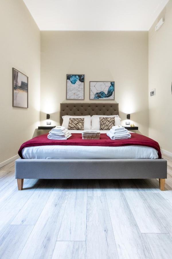 Suites 44 - Guesthouse Рим Екстер'єр фото
