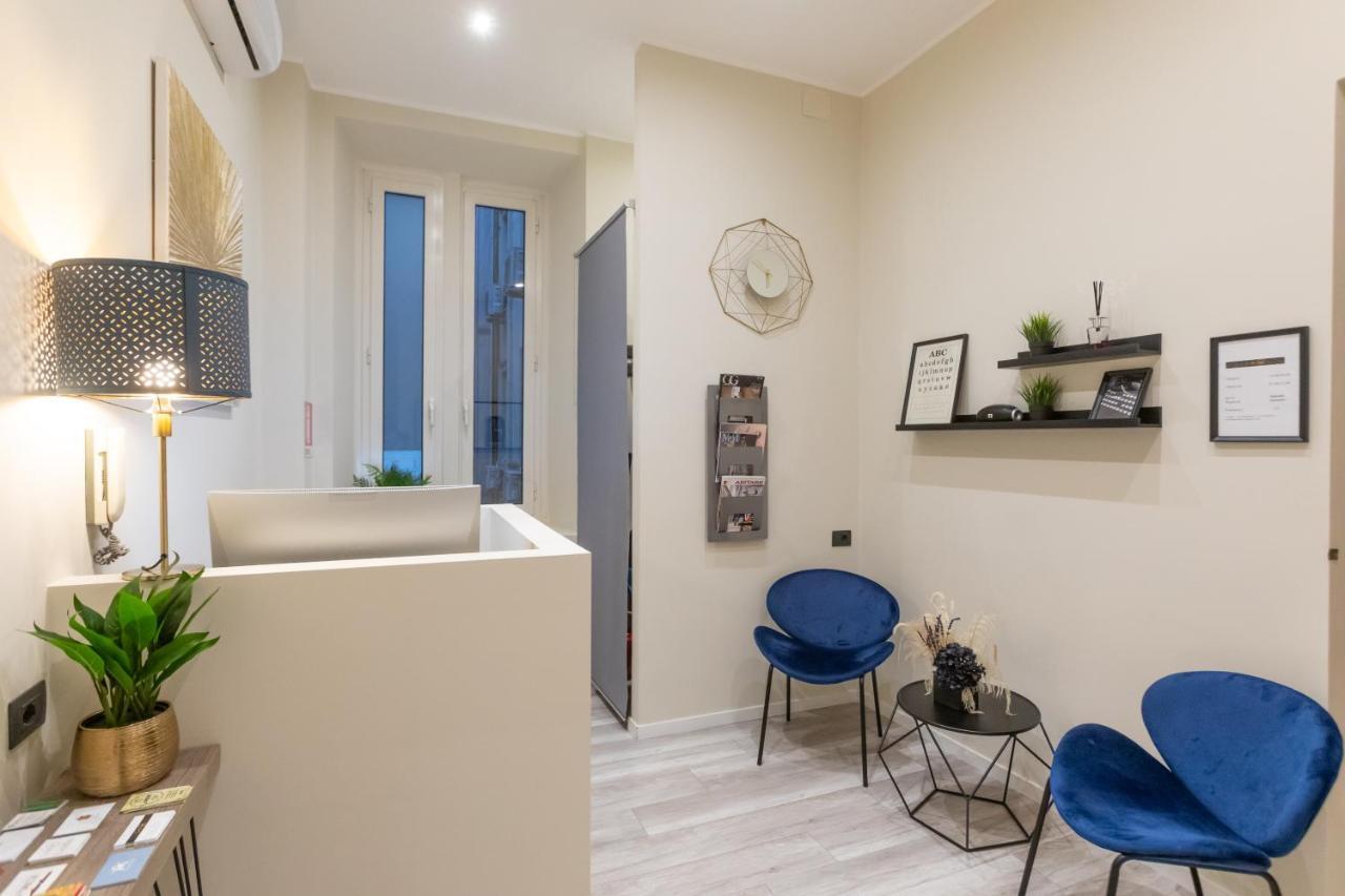 Suites 44 - Guesthouse Рим Екстер'єр фото