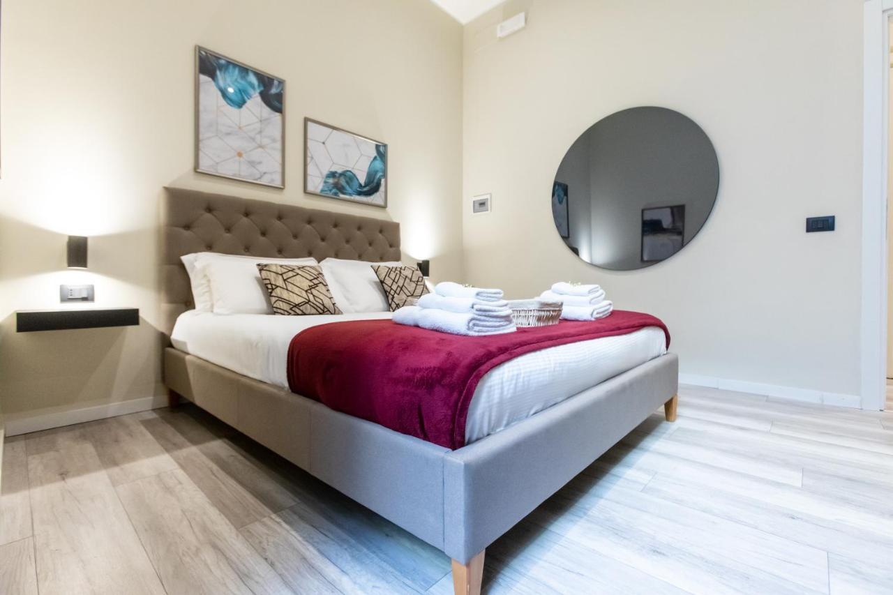 Suites 44 - Guesthouse Рим Екстер'єр фото